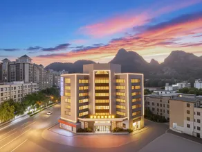 Jinbaihe Hotel (Liuzhou Five-Star Commercial Pedestrian Street Branch) - Image 3