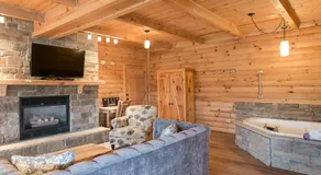Sugar Maple Cabin by Amish Country Lodging - Image 2