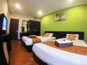 The Clock Guesthouse - Image 2