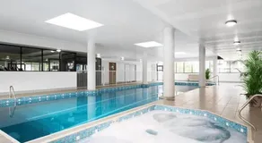 Modern 2BR Apt with Parking Walk to ICC & CBD & Darling Harbour & Chinatown - Image 3