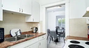 Trendy 3 BedRoom Perfect for Long Stays! ! ! - Image 4