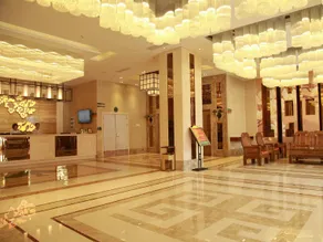 GreenTree Inn Guangdong Huizhou Chenjiang Intercity Rail Station Business Hotel - Image 2