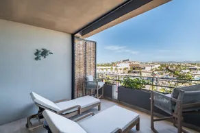 Punto Nima  Luxury Condos - Image 3