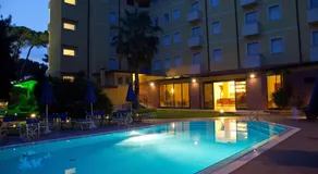 Hotel Venezia - Image 2