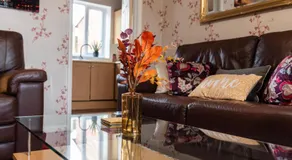 Cosy Inn near Luton Station, Mall and Luton Airport 10 Min - Image 4