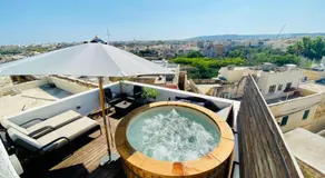 Rooftop Heated Jacuzzi Fireplace A Unique Home - Image 3