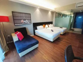 Shore Hotel Melaka Private Suites by Jeffery Lam Home Management - Image 5
