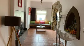 Farmers House - Image 4