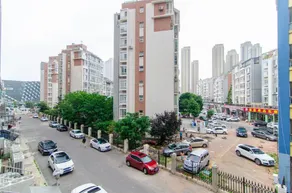 Hi Inn Dalian Gaoxin Wanda Plaza - Image 3