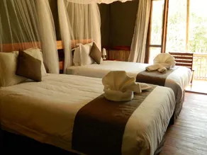 Kwalape Safari Lodge - Image 2