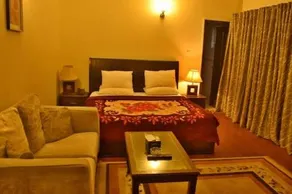 Guest House Gulshan-e-Jamal - Image 2