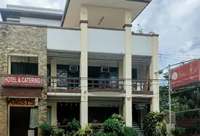 RedDoorz at Nenas Hotel Dagupan City - Image 3