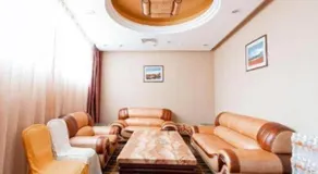 Golden Spring Hotel Lijiang - Image 4