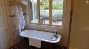 The Retreat at Amryhouse - Image 3
