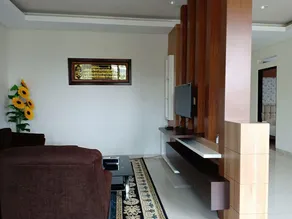 Rehat at Villa Golf Island Dago Resort I - Image 4