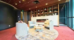 607 - 2 bedrooms 2 bathrooms large balcony opposite Box Hill Central 5 people parking space Tempo luxury apartment - Image 5