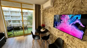 NUEVOS 2026 ESTRENA PRECIOSO APARTHOTEL INTER2, NEW APARTMENTS lN SALOU! self check in! PARKING! PORT AVENTURA - Image 3