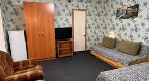 Podsolnukhi Guest House - Image 2