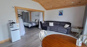 Meander Country Cabins - Image 2