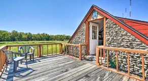 'The Rockhouse Cottage' with Deck on Tulsa Farm! - Image 5