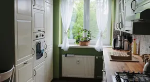 Krásny, plne vybavený byt s bezplatným parkovaním - Image 3