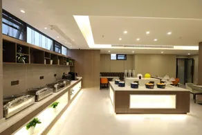 Kaju Platinum Hotel (Nanjing Xinjiekou City Center) - Image 2