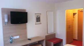 Tauberhotel Kette - Image 2