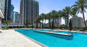 Luxury Building with Ocean Views in Downtown - Image 5