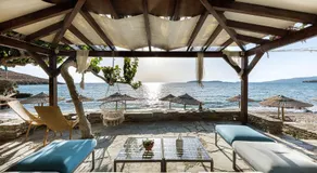 Aneroussa Beach Hotel - Image 4