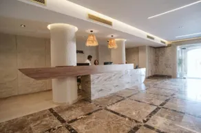 TK Royal & Spa - Image 3