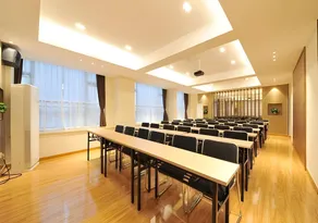 City Comfort Inn Chengdu Wenjiang University Town Fengxi River Metro Station - Image 3
