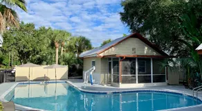 Liten och lugn Lakefront Resort på Siesta Key W / uppvärmd pool och kajaker - Image 3