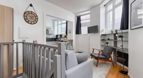 Appartement de charme au coeur des Batignolles - Image 2