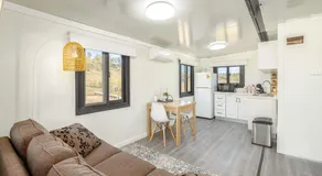 Widgereedoo Farm. Vineyard views. Peaceful retreat. - Image 2
