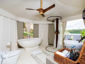 Oceanfront Serenity|1BR Hideaway with Beach Access - Image 2