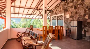 Lipton View Villa - Image 4