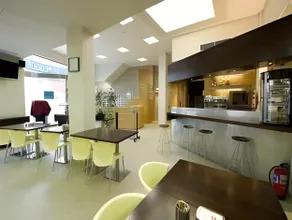 Hotel Esplugues - Image 2