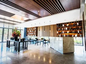 Longtan Lake Hotel - Image 3