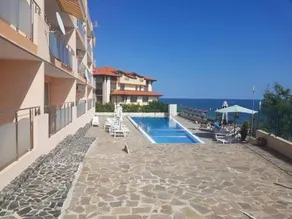 Coral Beach Apartment - Image 2