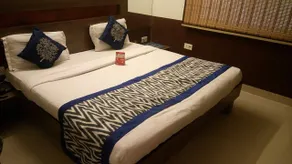 Hotel Paras - Image 4