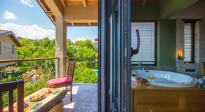 Volans Suites Villas - Image 5