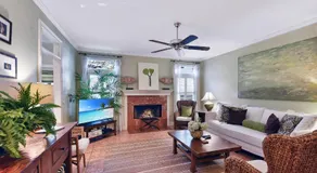 321 Broadway Street - Image 4