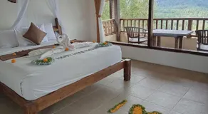 Kraras Munduk Guest House & DonBiyu Rendezvous Restaurant - Image 2