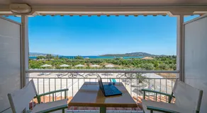 Leonidas Resort - Image 3