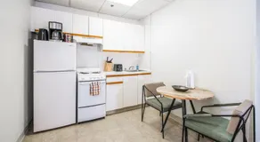 Furnished Apartment in Downtown - Image 5