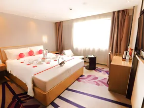 Lavande Hotel Guangzhou Baogang Avenue Guangbai Xinyi City - Image 2