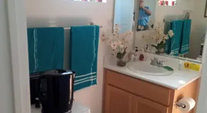 Room in Campbell with Own Bthrm - Image 4