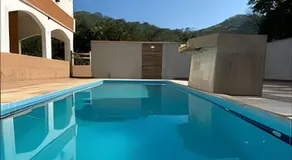 Refúgio na natureza com piscina e churrasqueira - Image 3