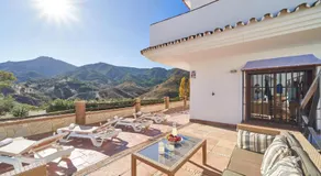 Finca Alcaparaín con Piscina en Caminito del Rey-Carratraca - Image 4