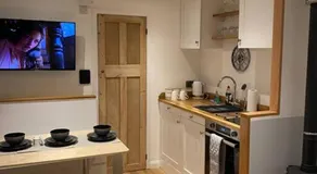 The Hop Barn - Image 3